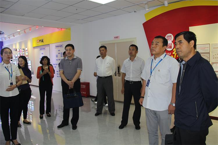 构建协调劳动关系，，共享企业文化建设